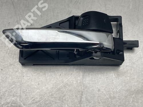 Used Rear right exterior door handle Rear right exterior door handle SUZUKI VITARA (LY) 1.4 Hybrid (Mild Hybrid) AllGrip (APK414) (129 hp) 10860061 10860061