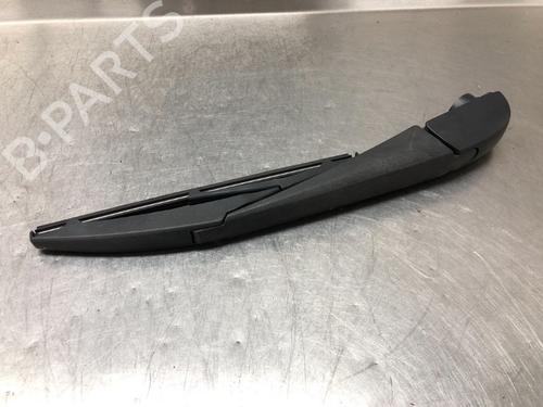 Used Rear windshield wiper arm TOYOTA AURIS (_E18_) 1.4 D-4D (NDE180_, NDE180R) (90 hp) 15795105
