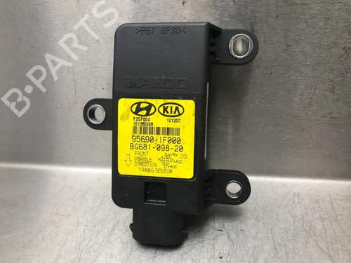 Used Electronic sensor KIA SPORTAGE III (SL) 1.6 GDI (135 hp) 13816519