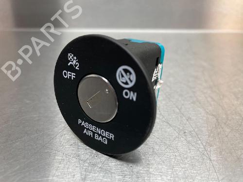 Used Switch Switch 10847858 10847858
