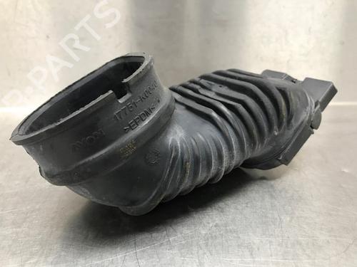Used Pipe TOYOTA YARIS (_P21_, _PA1_, _PH1_) 1.5 Hybrid (MXPH10, MXPH11) (116 hp) 17831614