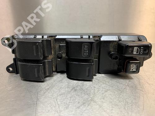 Used Switch Switch TOYOTA PRIUS Liftback (_W2_) 1.5 Hybrid (NHW20_, NHW20R) (112 hp) 10844510 10844510