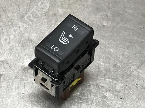 Mando Mando NISSAN PRIMERA Hatchback (P11) 1.6 16V (106 hp) 33964305 33964305