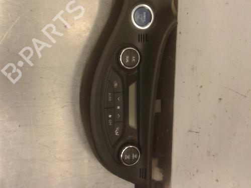 Climate control TOYOTA YARIS (_P13_) 1.5 Hybrid (NHP130_, NHP130) | BP10828477I5 