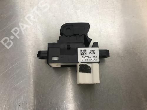Switch SUBARU LEGACY V Estate (BR) 2.5 i AWD (BRM) | BP10848654I30 