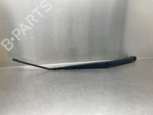 Used Front windshield wiper arm NISSAN LEAF (ZE1) Electric (150 hp) 25122356