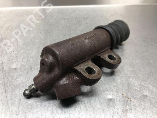 Clutch slave cylinder TOYOTA AVENSIS Estate (_T25_) 2.0 D-4D (ADT250_, ADT250R) | BP13183685M113 