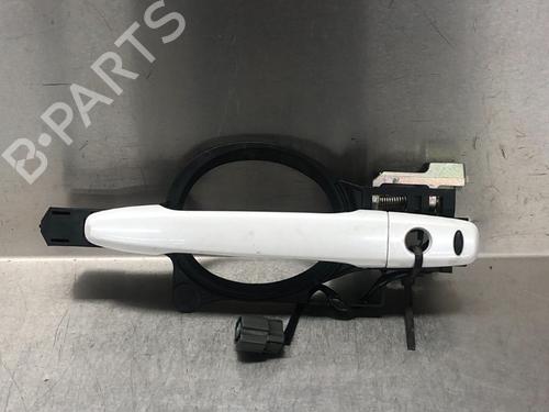 Used Front left exterior door handle MITSUBISHI OUTLANDER III (GG_W, GF_W, ZJ, ZL, ZK) 2.4 Hybrid 4WD (GG3W) (208 hp) 14987817