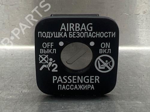 Used Switch MITSUBISHI MIRAGE / SPACE STAR VI Hatchback (A0_A) 1.2 (A03A) (80 hp) 17375737