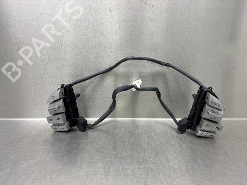 Andre NISSAN PULSAR Hatchback (C13) 1.6 DIG-T (190 hp) 33181161