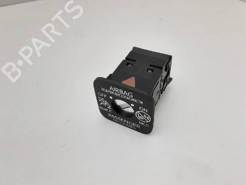 Used Switch TOYOTA YARIS (_P13_) 1.3 (NSP130_, NSP130) (99 hp) 10839827