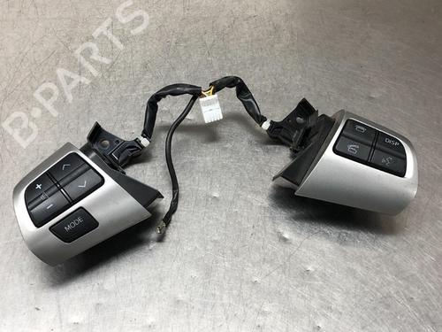 Used Steering wheel controls TOYOTA AURIS (_E15_) 1.8 Hybrid (ZWE150_, ZWE150R) (136 hp) 13184628