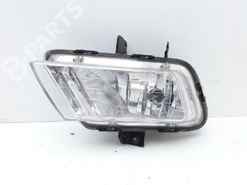 left-front-fog-light-kia-ceed-hatchback-ed-14-cvvt-2006-2007-2008-2009-2010-2011-2012-10839973 main image