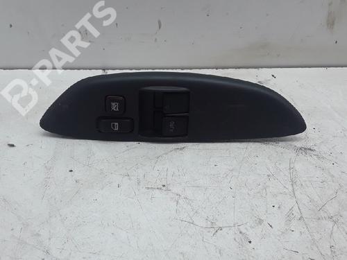 Used Switch Switch TOYOTA YARIS (_P1_) 1.0 (SCP10_, SCP10R) (65 hp) 10833761 10833761