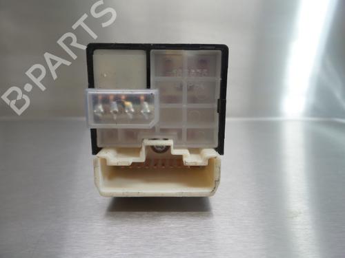 Used Mirror switch TOYOTA URBAN CRUISER (_P1_) 1.33 (NSP110_, NSP110) (101 hp) 10824771