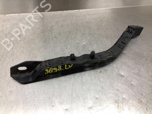Used Rear bumper bracket SUBARU FORESTER (SG_) 2.0 X AWD (SG5) (158 hp) 13183044