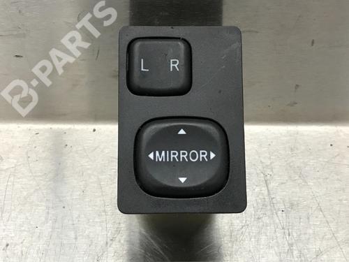 switch-daihatsu-trevis-10-183614-2006-10857129 main image