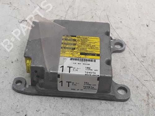 Airbag styreenhed TOYOTA YARIS (_P9_) 1.3 VVT-i (SCP90_, SCP90R) (87 hp) 10833742
