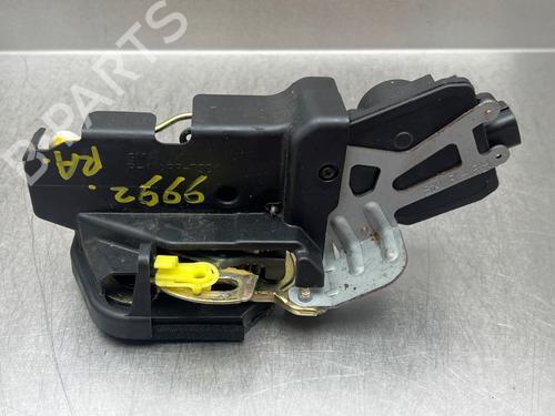 Used Rear right lock HYUNDAI SANTA FÉ I (SM) 2.0 (135 hp) 16911069
