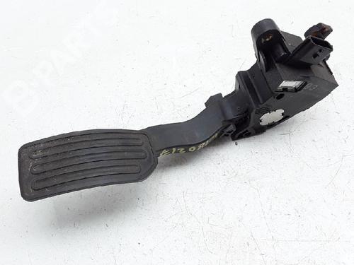 Used Pedal Pedal NISSAN NOTE (E12) 1.2 (80 hp) 10831727 10831727