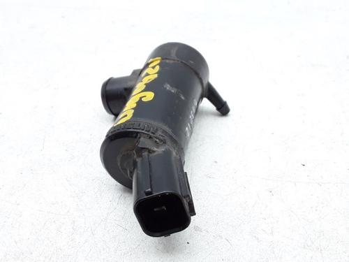 Used Washer pump SUBARU FORESTER (SG_) 2.0 X AWD (SG5) (158 hp) 13173332