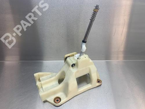 Used Manual gearbox selector Manual gearbox selector HYUNDAI ix35 (LM, EL, ELH) 1.6 (135 hp) 10845979 10845979
