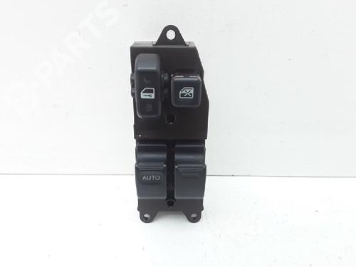 Used Switch Switch TOYOTA YARIS (_P1_) 1.0 (SCP10_, SCP10R) (68 hp) 10838658 10838658