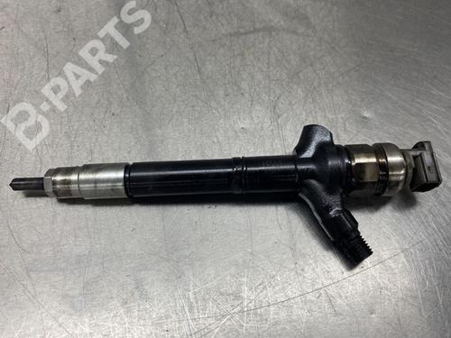Used Injector Injector TOYOTA COROLLA Verso (ZER_, ZZE12_, R1_) 2.2 D-4D (AUR10_, AUR10R) (136 hp) 11044921 11044921