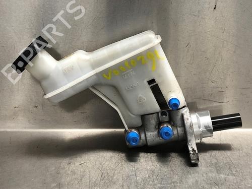 Used Brake master cylinder KIA SPORTAGE III (SL) 2.0 CVVT (163 hp) 16636776