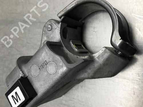 Switch TOYOTA YARIS (_P13_) 1.5 Hybrid (NHP130_, NHP130) | BP17228652I30 