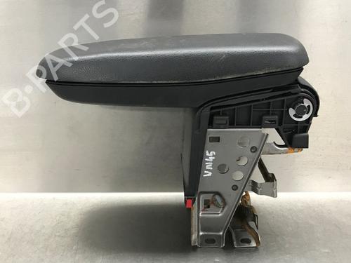 Armlæn TOYOTA YARIS CROSS (MXP_) 1.5 Hybrid (MXPJ10) (116 hp) 33181168