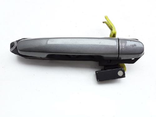 rear-right-exterior-door-handle-toyota-corolla-verso-zer_-zze12_-r1_-22-d-4d-aur10_-aur10r-2004-2005-2006-2007-2008-2009-10832601 main image