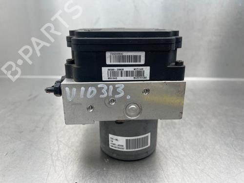 Used ABS pump HYUNDAI i30 Estate (GD) 1.6 GDI (135 hp) 17642111