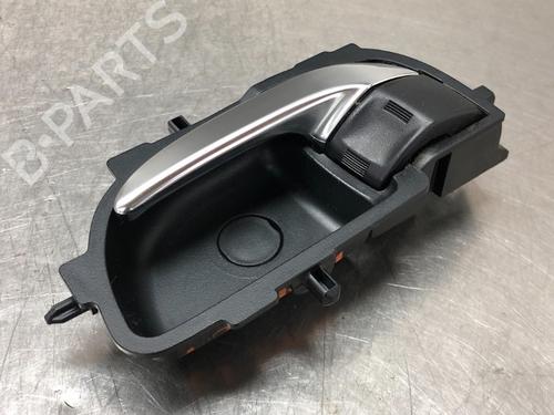 Used Rear left exterior door handle TOYOTA AURIS (_E18_) 1.4 D-4D (NDE180_, NDE180R) (90 hp) 13740505