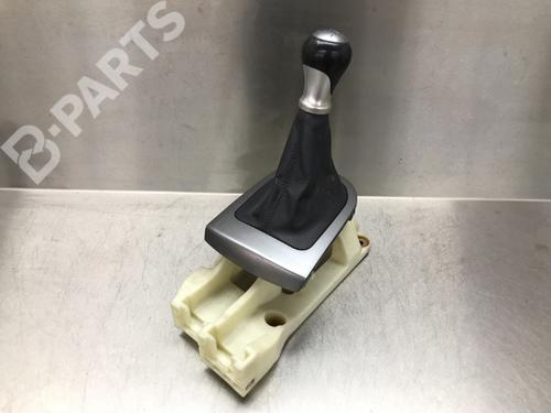 Used Manual gearbox selector Manual gearbox selector KIA RIO III (UB) 1.2 CVVT (84 hp) 10856212 10856212