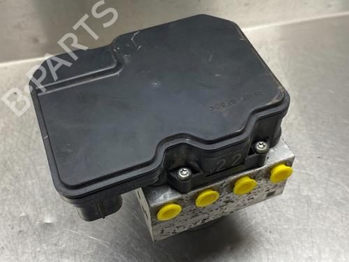Used ABS pump TOYOTA RAV 4 IV (_A4_) 2.0 4WD (ZSA44_) (151 hp) 11485713