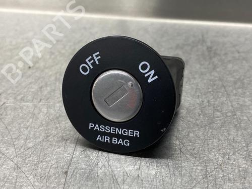 Used Switch HYUNDAI i20 I (PB, PBT) 1.2 (78 hp) 10858675