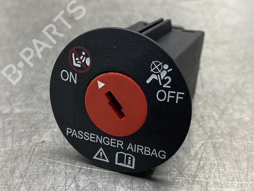 Used Switch SUZUKI VITARA (LY) 1.4 Hybrid (Mild Hybrid) AllGrip (APK414) (129 hp) 10860138