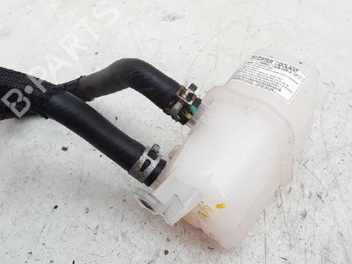 Expansion tank TOYOTA PRIUS (_W3_) 1.8 Hybrid (ZVW3_) | BP10833249C120 