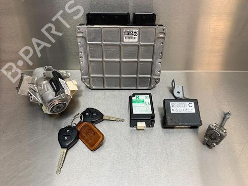Used Switch TOYOTA RAV 4 III (_A3_) 2.0 (ZSA35_, ZSA35R) (158 hp) 10846667
