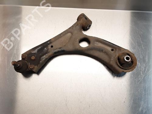 Venstre fortil bærearm CHEVROLET AVEO Hatchback (T300) 1.3 D (95 hp) 10846126