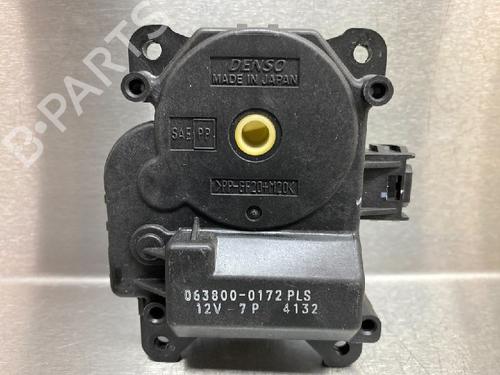 Used Electronic module LEXUS IS C (GSE2_) 250 (GSE20) (208 hp) 13178994