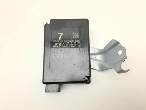 Used Electronic module TOYOTA YARIS (_P13_) 1.5 Hybrid (NHP130_) (101 hp) 10840176