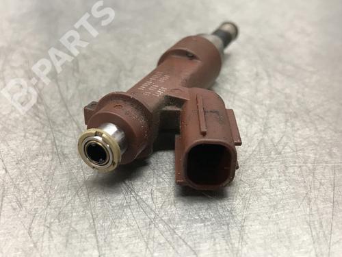 Used Injector Injector TOYOTA AYGO (_B4_) 1.0 VVTi (KGB40) (72 hp) 10853688 10853688