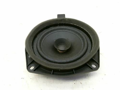 Used Speaker MITSUBISHI COLT VI (Z3_A, Z2_A) 1.3 (Z21A) (95 hp) 10823000