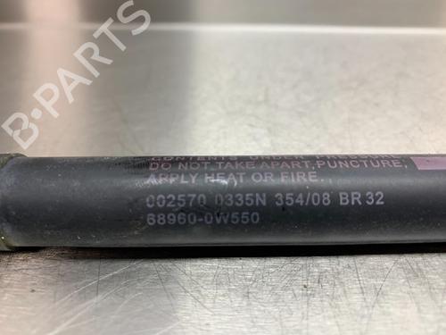 Tailgate lift support TOYOTA IQ (_J1_) 1.0 (KGJ10_, KGJ10R) | BP13176067C138 