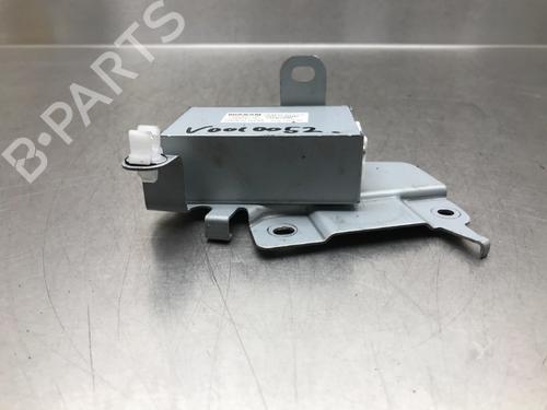 Annen NISSAN NOTE (E12) 1.2 (80 hp) 15067877