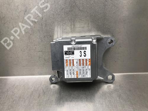 Airbag styreenhed TOYOTA YARIS (_P21_, _PA1_, _PH1_) 1.5 Hybrid (MXPH10, MXPH11) (116 hp) 33181421