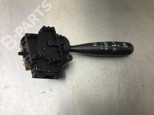 Used Switch Switch TOYOTA YARIS (_P1_) 1.3 (NCP10, SCP12_) (86 hp) 10848333 10848333