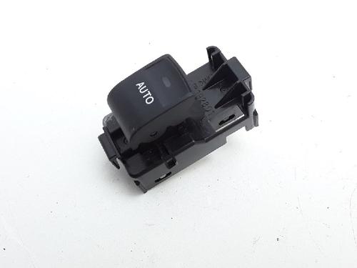 Used Switch TOYOTA AURIS (_E18_) 1.2 (NRE185_, NRE185R) (116 hp) 10830989